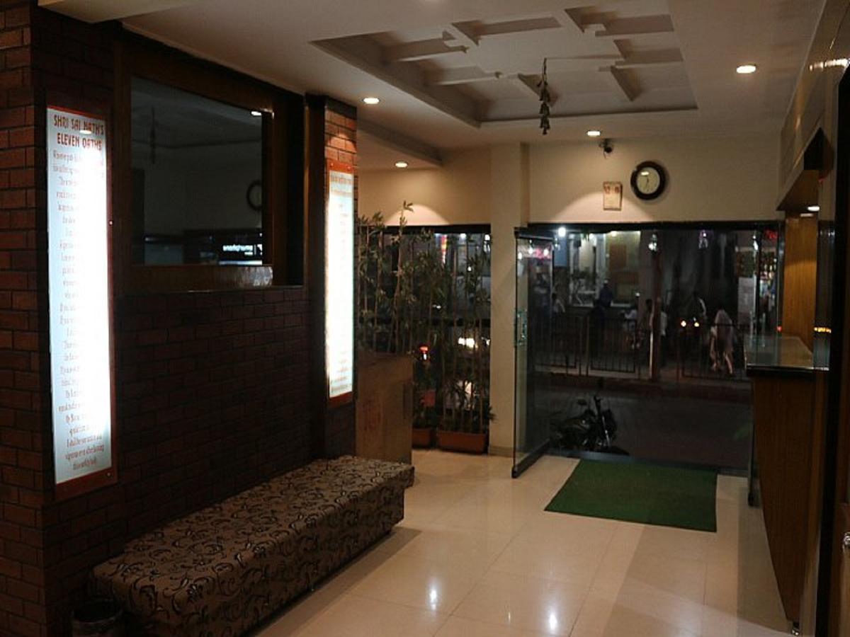 Hotel Shri Krishna Sirdi Kültér fotó